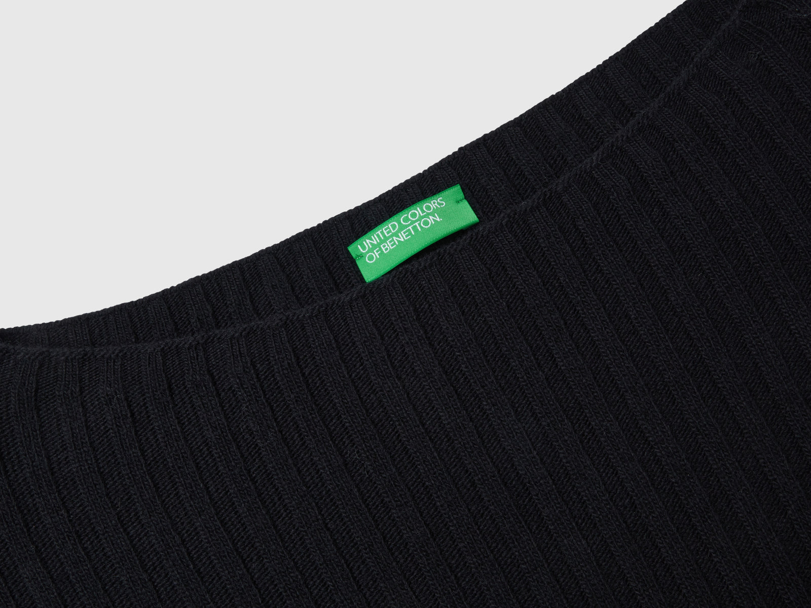 Abito in maglia con scollo a barchetta da donna nero 3 | Benetton Outlet