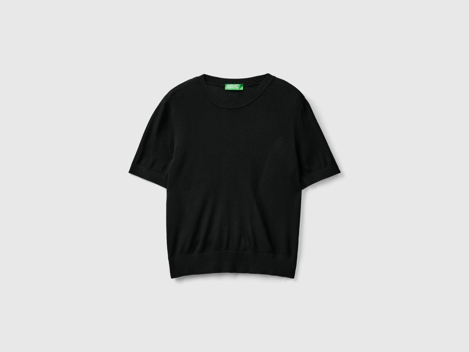 Short-sleeved shirt da donna nero | Benetton Outlet