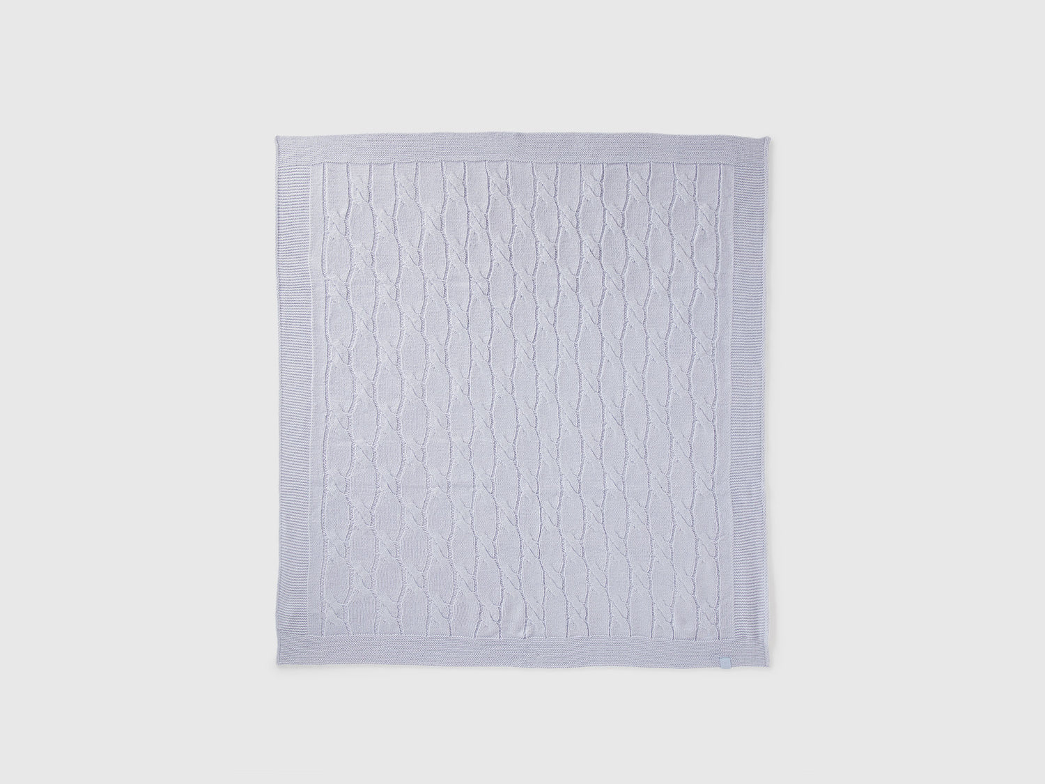 Coperta con trecce da neonato celeste | Benetton Outlet