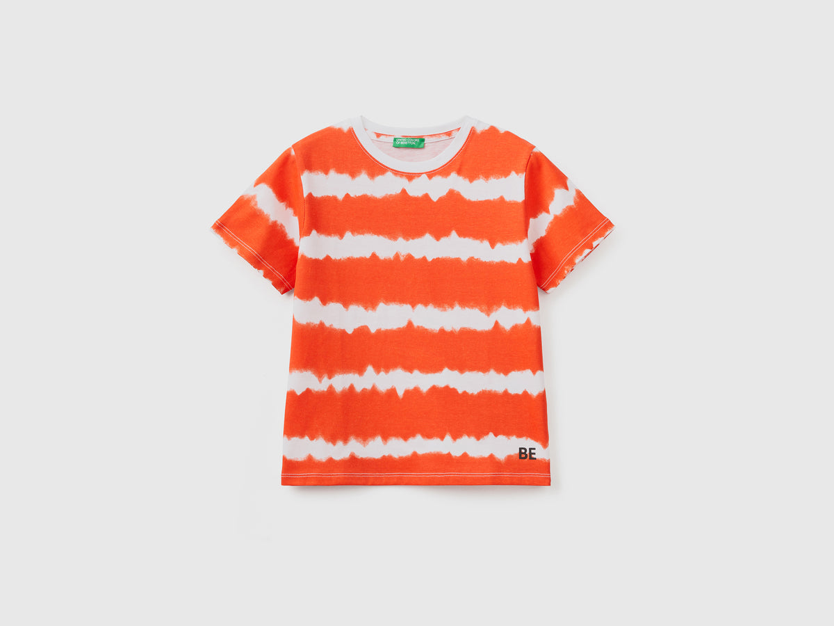 T-shirt girocollo a manica corta in puro cotone con stampa effetto tye-dye