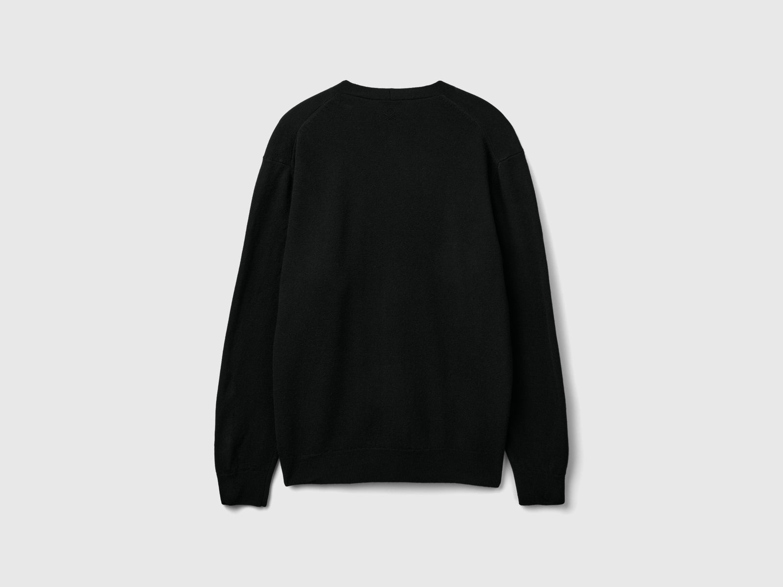 Cardigan scollo a V in pura lana Merino da uomo nero 2 | Benetton Outlet