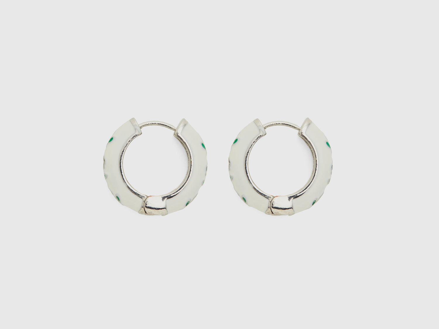 Orecchini a cerchio con fiori blu scuro da donna bianco | Benetton Outlet
