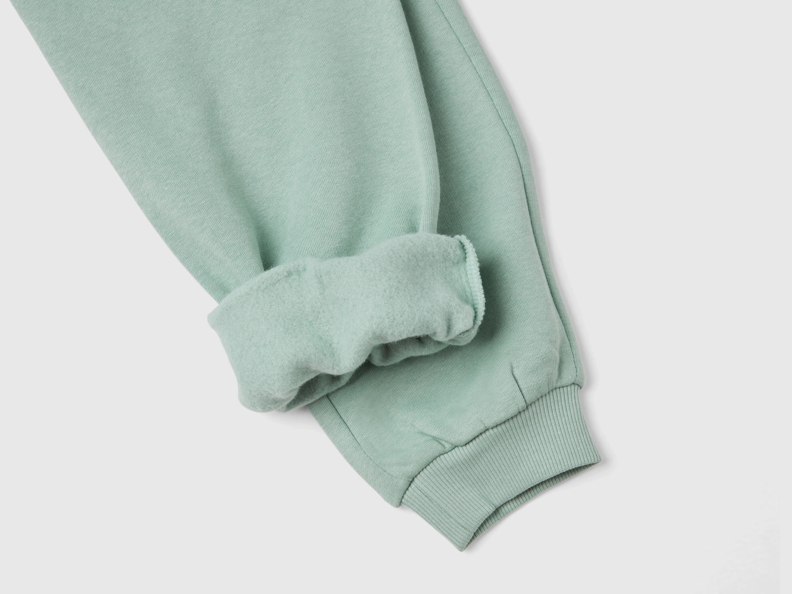 Joggers in felpa con coulisse da bambina azzurro 2 | Benetton Outlet