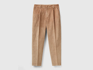Pantaloni cropped in velluto a coste