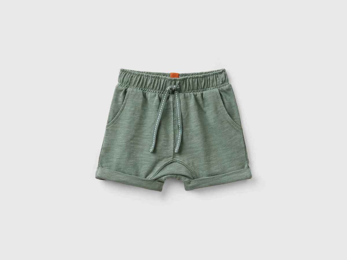 Pantaloni corti in cotone leggero