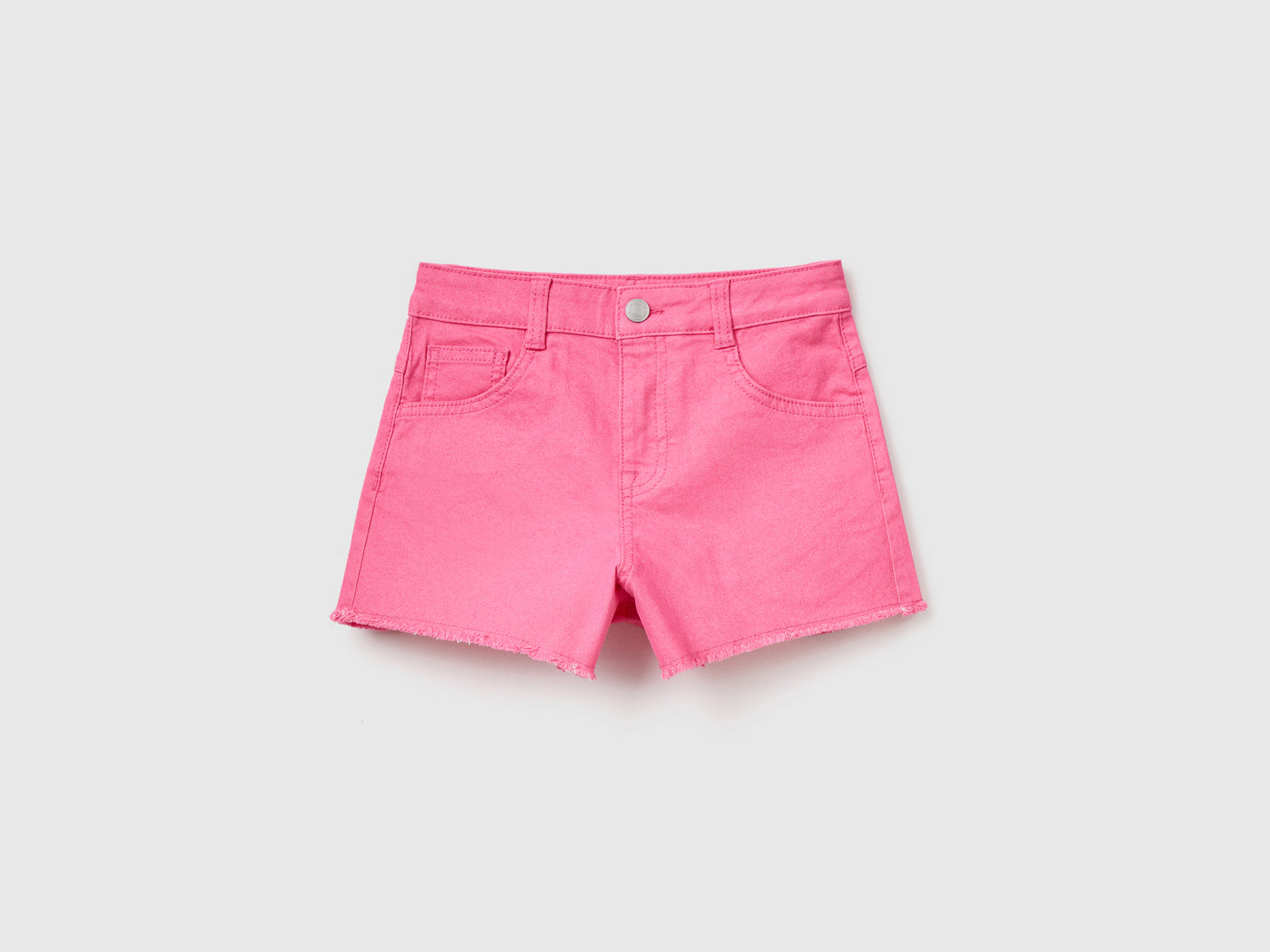 Pantaloni corti cinque tasche in misto cotone elasticizzato da bambina rosa | Benetton Outlet