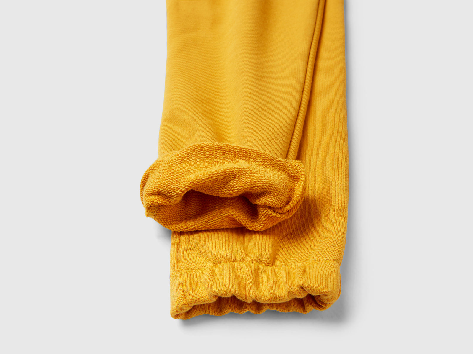 Joggers con coulisse da bimbo giallo 2 | Benetton Outlet