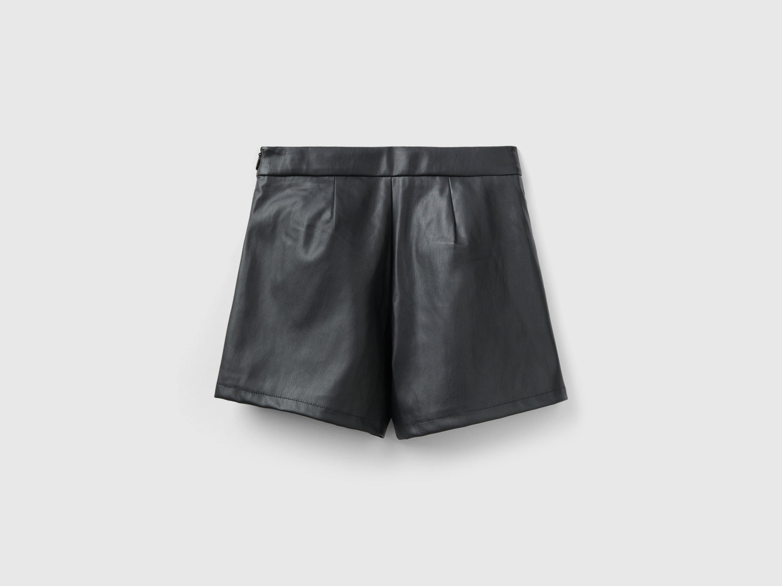 Pantaloni in tessuto spalmato da bambina nero 2 | Benetton Outlet