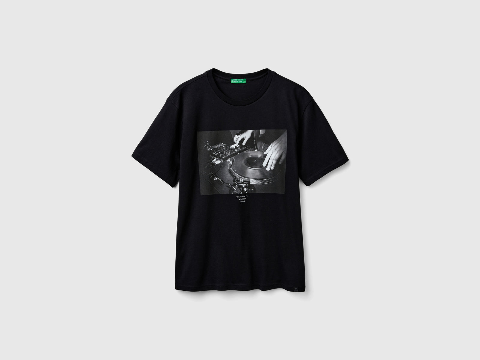 T-shirt con stampa fotografica da uomo nero | Benetton Outlet
