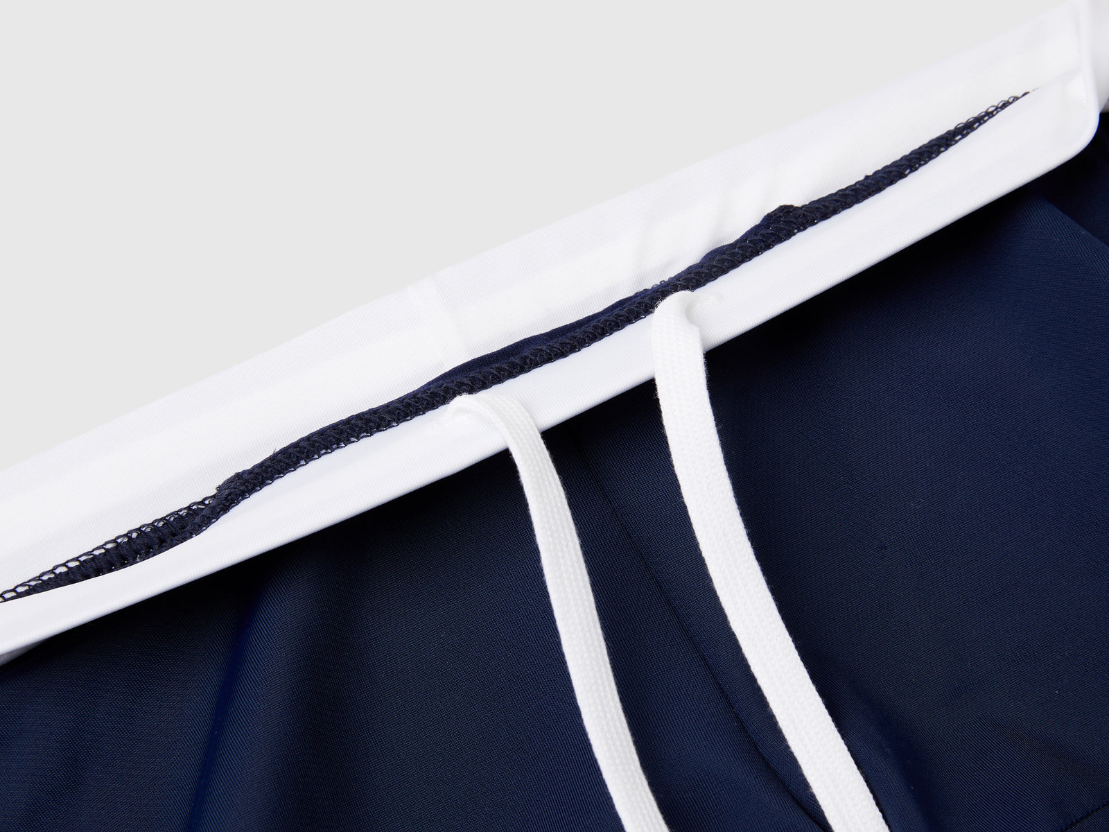 Costume slip con coulisse in ECONYL® da bambino blu scuro 2 | Benetton Outlet