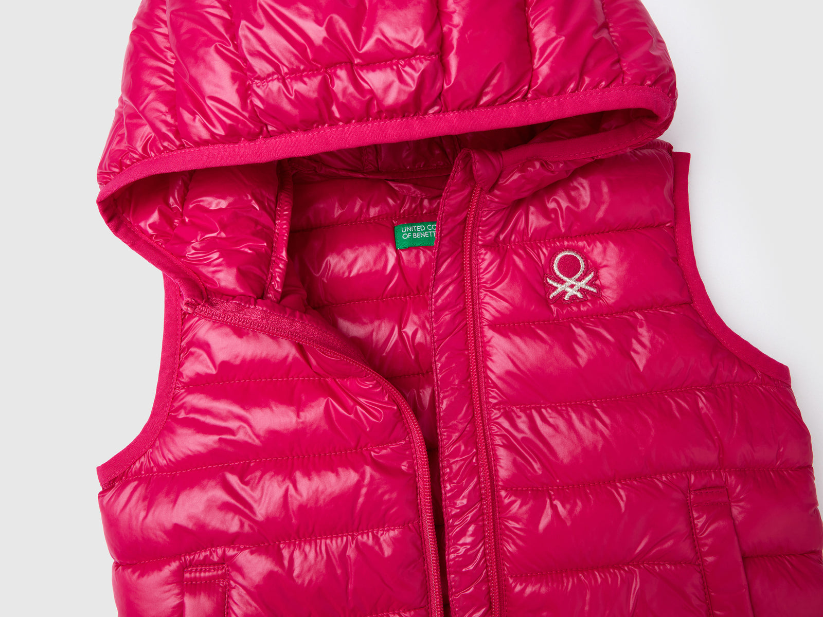 Gilet imbottito con cappuccio da bimba ciclamino 3 | Benetton Outlet