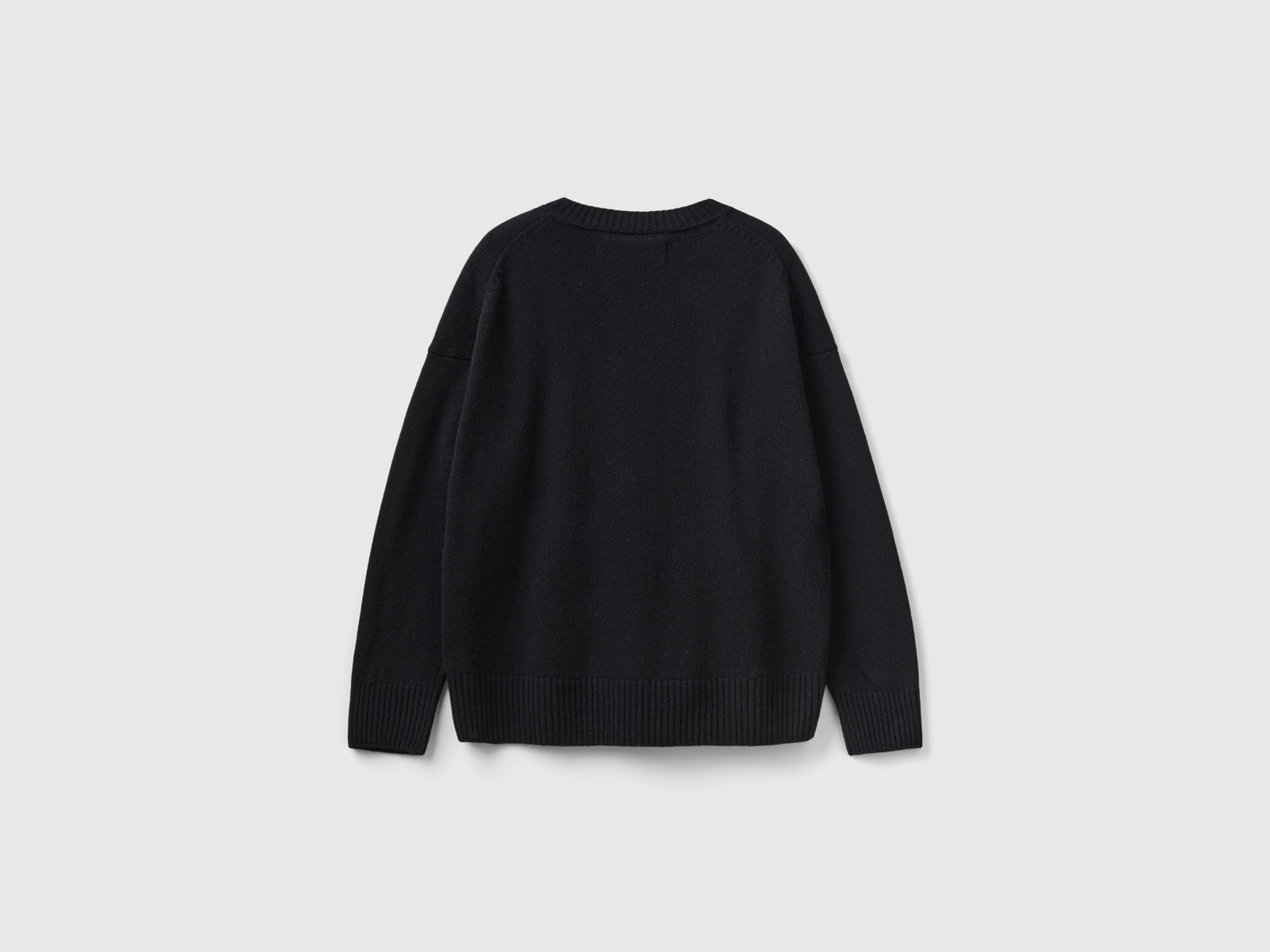 Maglia boxy fit in misto lana da donna nero 2 | Benetton Outlet