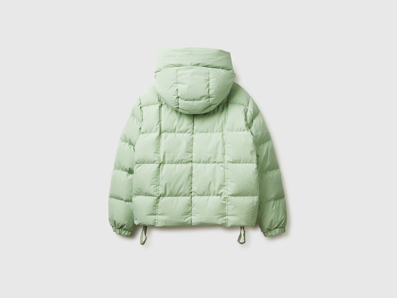Piumino corto imbottito con piuma riciclata da donna verde chiaro 2 | Benetton Outlet