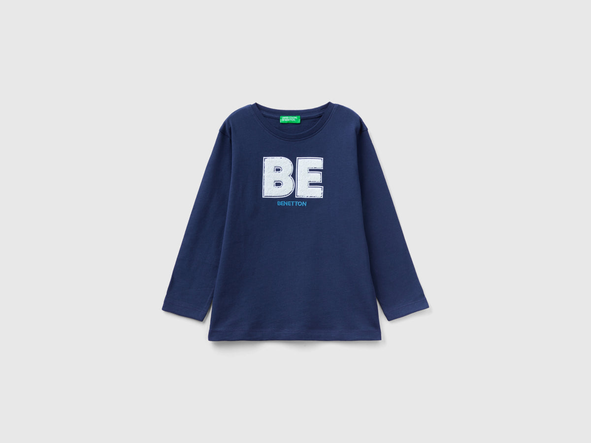 T-shirt con ricamo in spugna