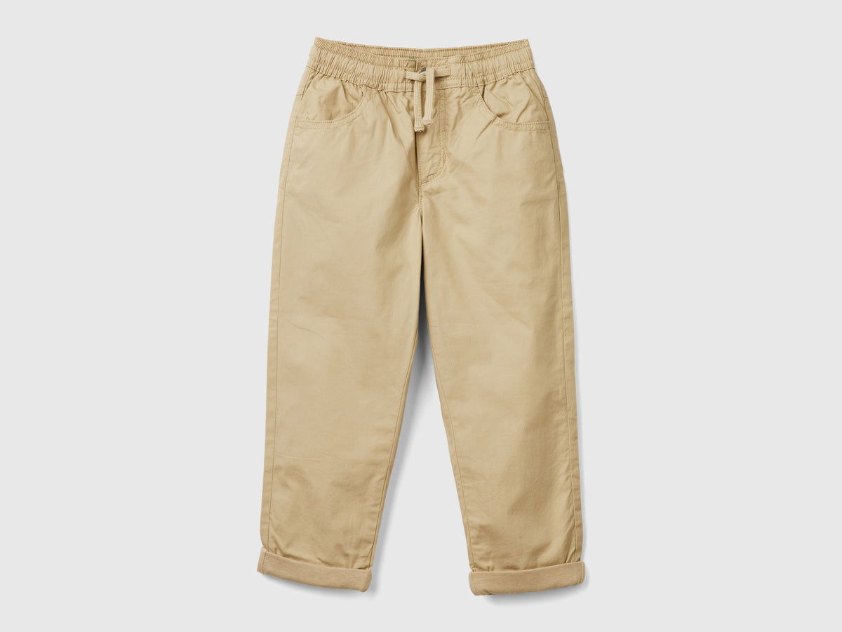 Pantaloni con coulisse