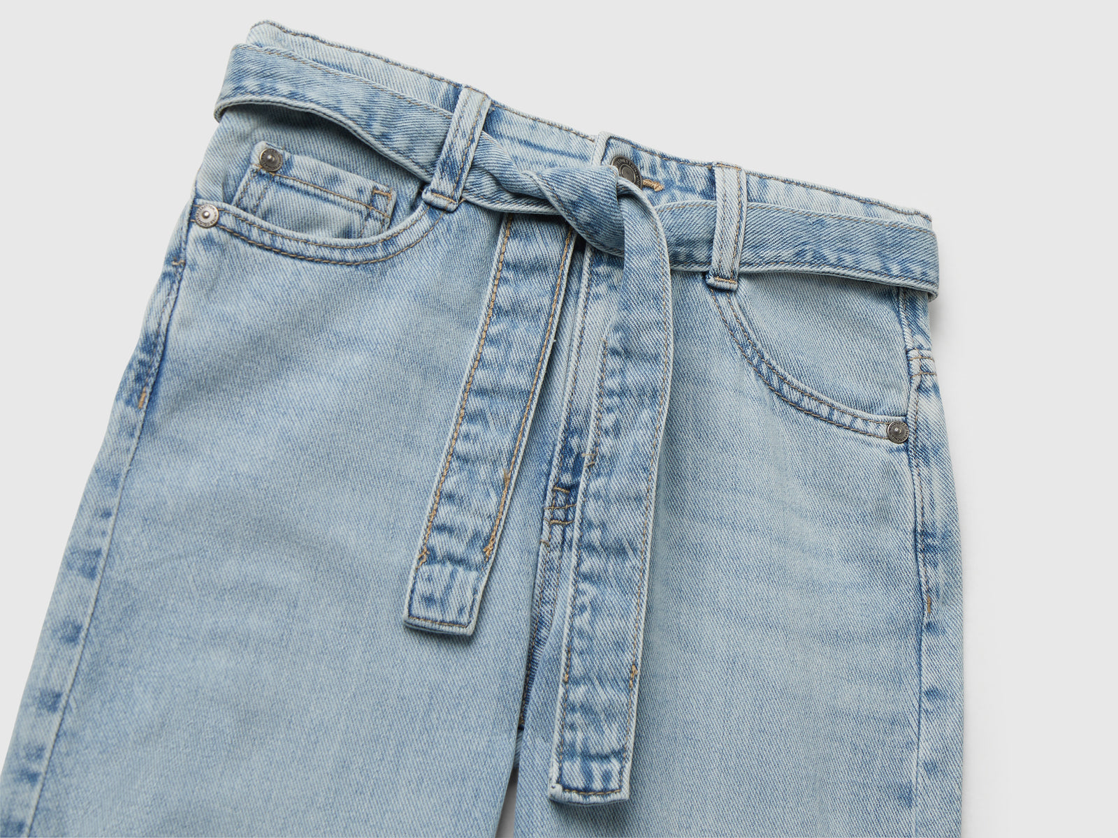 Jeans wide fit con fusciacca da bambina azzurro 3 | Benetton Outlet