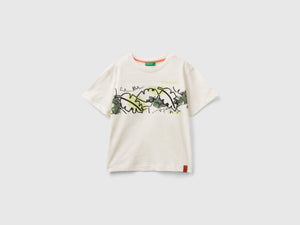 T-shirt con stampa esotica