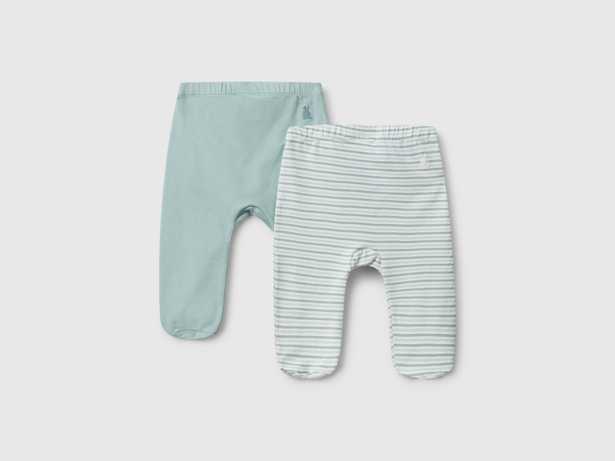 Due pantaloni in cotone