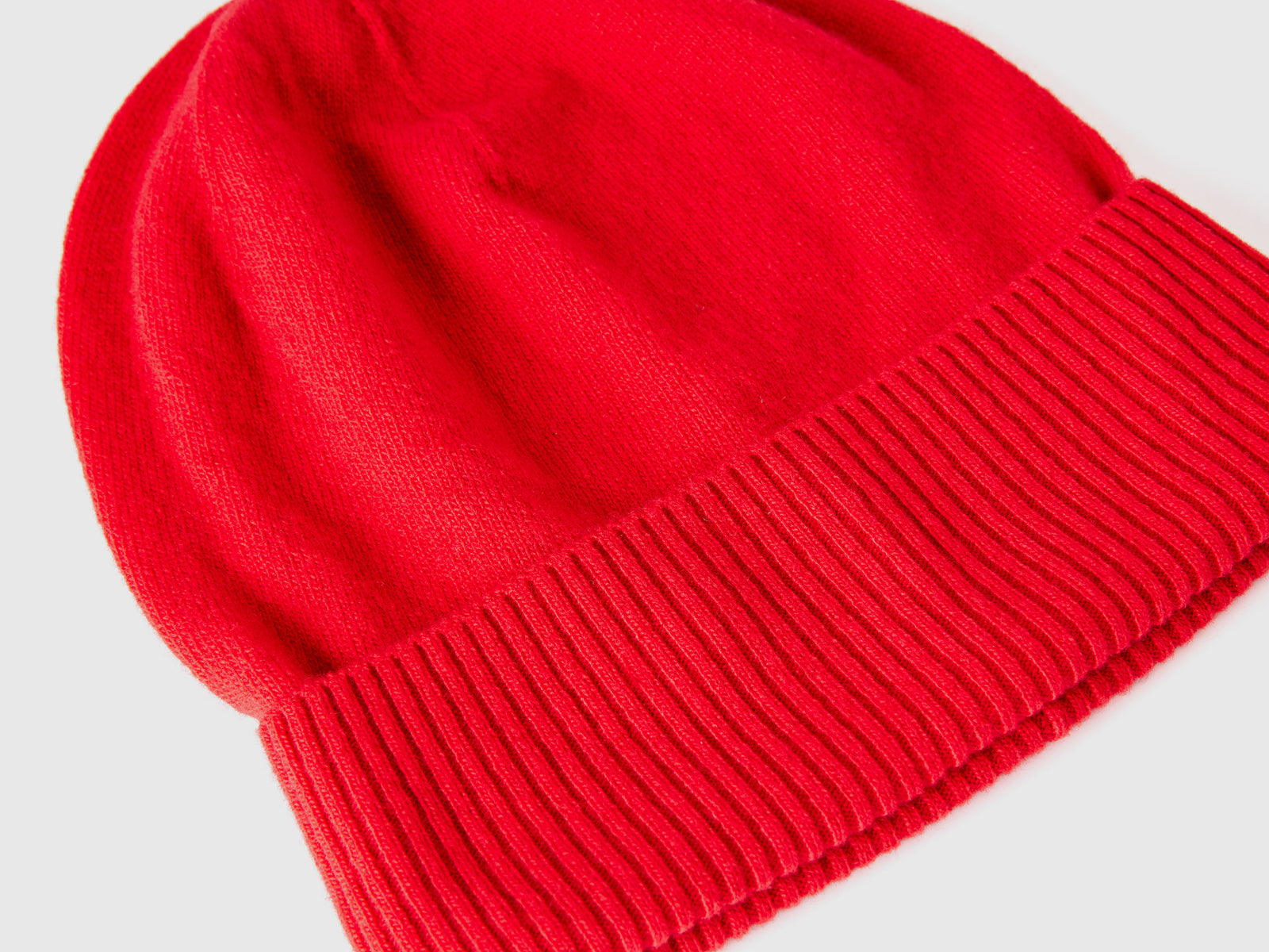 Cappello in pura lana Merino da donna rosso 3 | Benetton Outlet