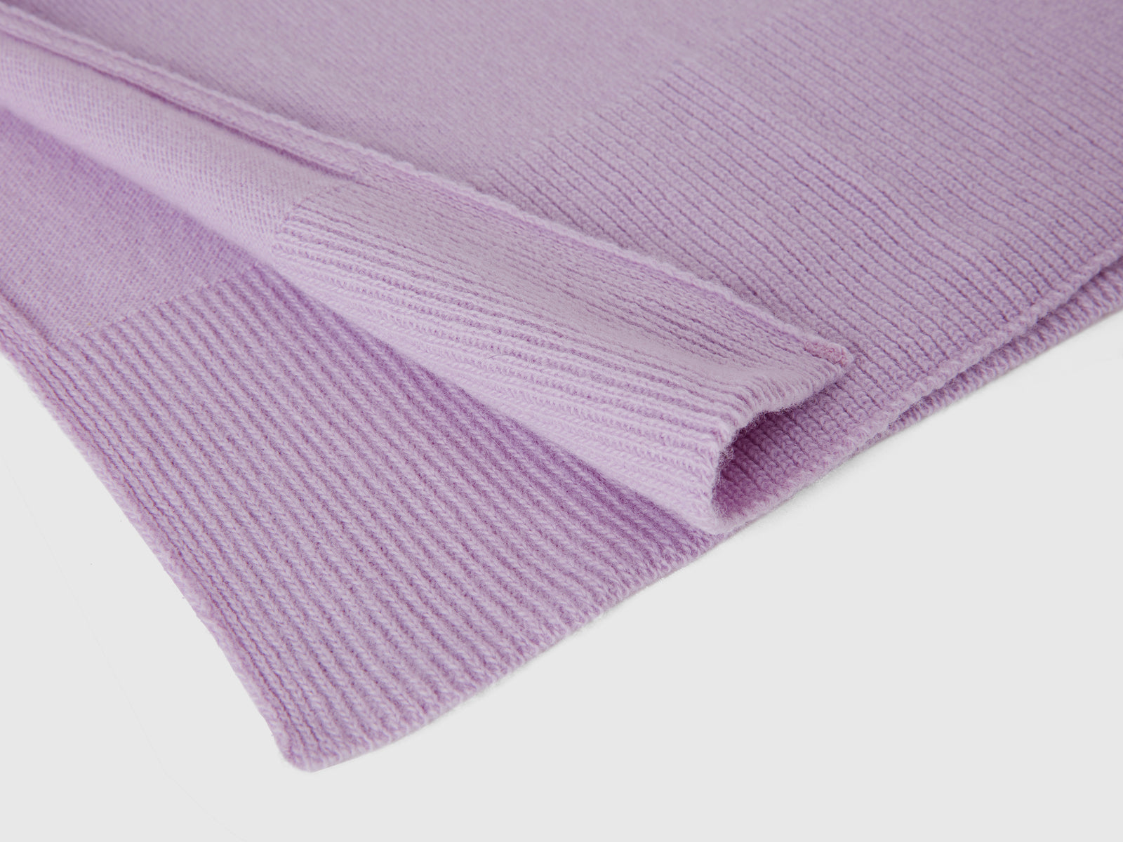 Sciarpa lilla in pura lana Merino da donna lavanda 2 | Benetton Outlet