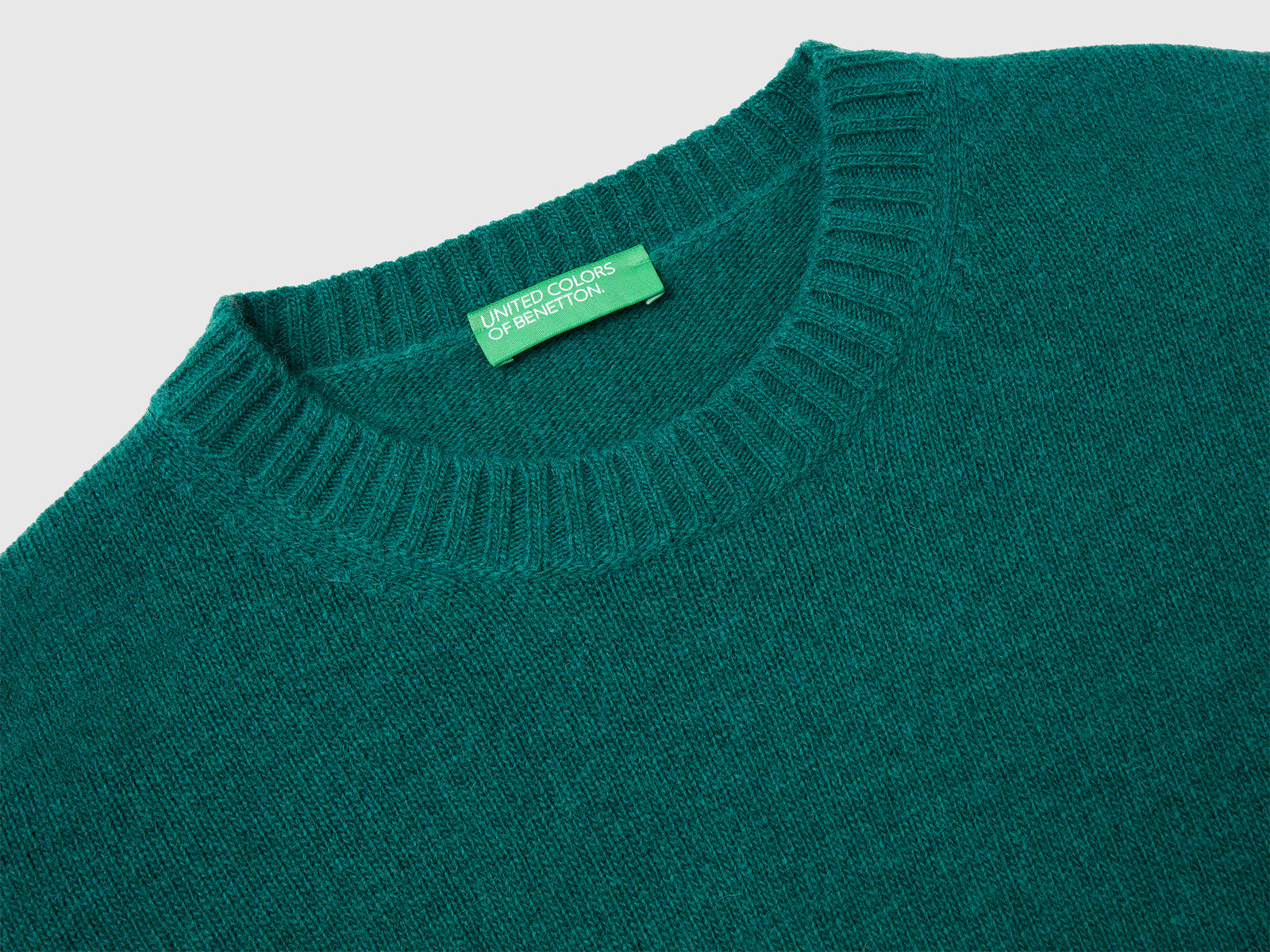 Maglia boxy fit in misto lana da donna verde scuro 2 | Benetton Outlet