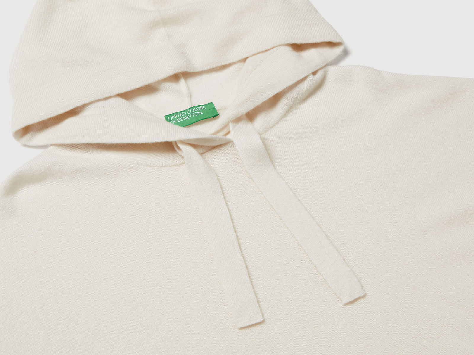 Maglia panna in misto cashmere con cappuccio da donna bianco panna 3 | Benetton Outlet