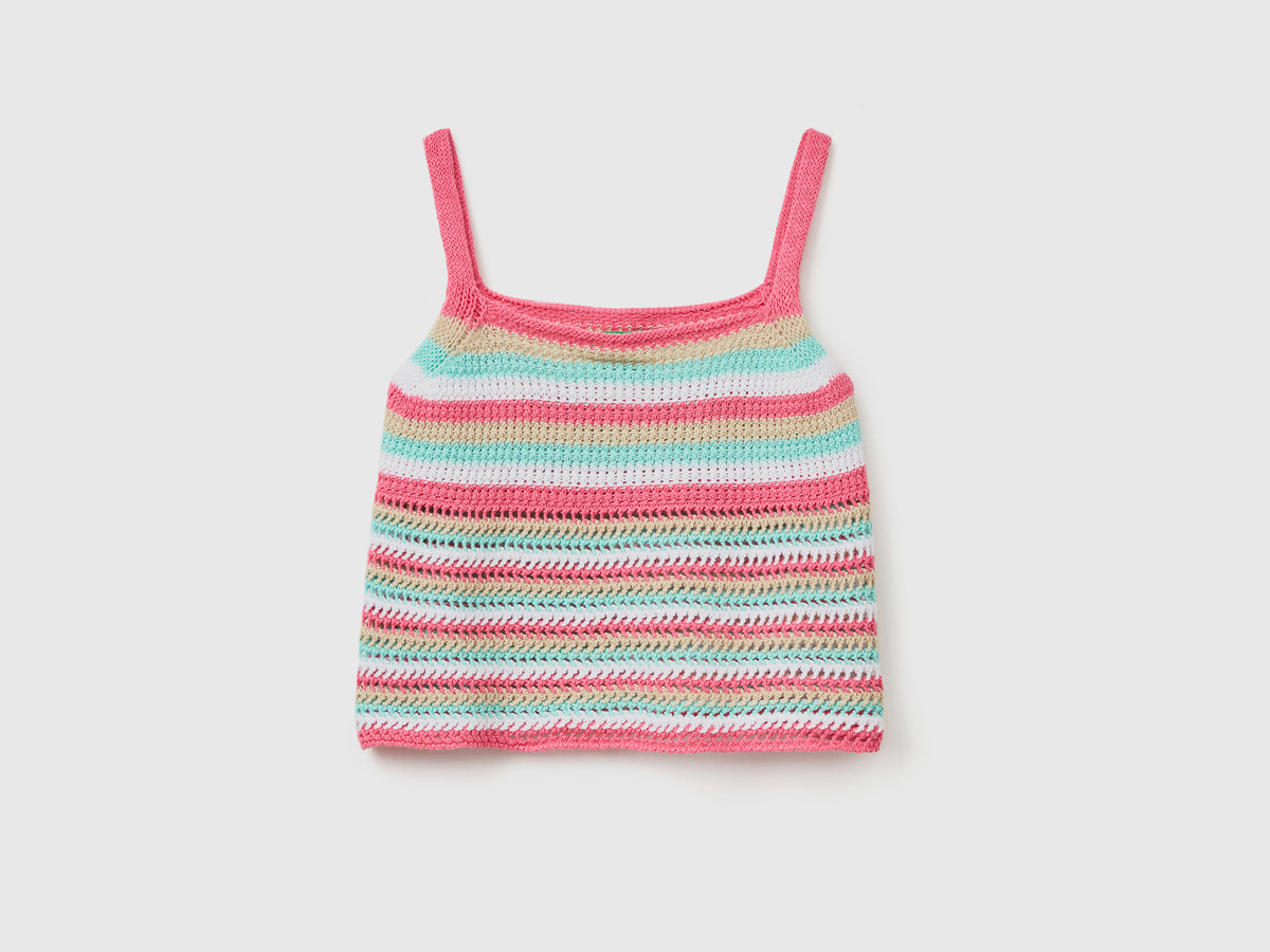 Top smanicato in maglia crochet a righe di misto cotone