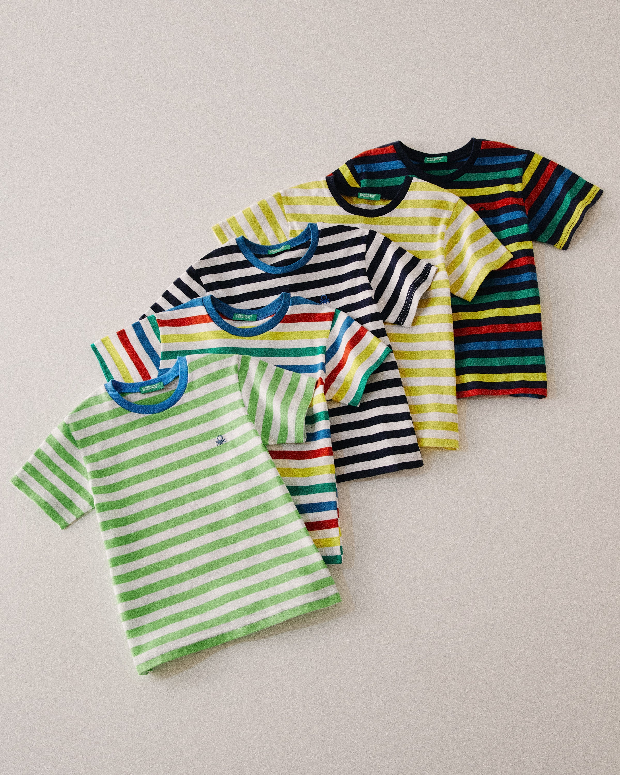 【箱無しで下げ中】UNITED COLORS OF BENETTON 子供服 BENETTON / ベネトン】キッズカラーブロックTシャツ（Tシャツ