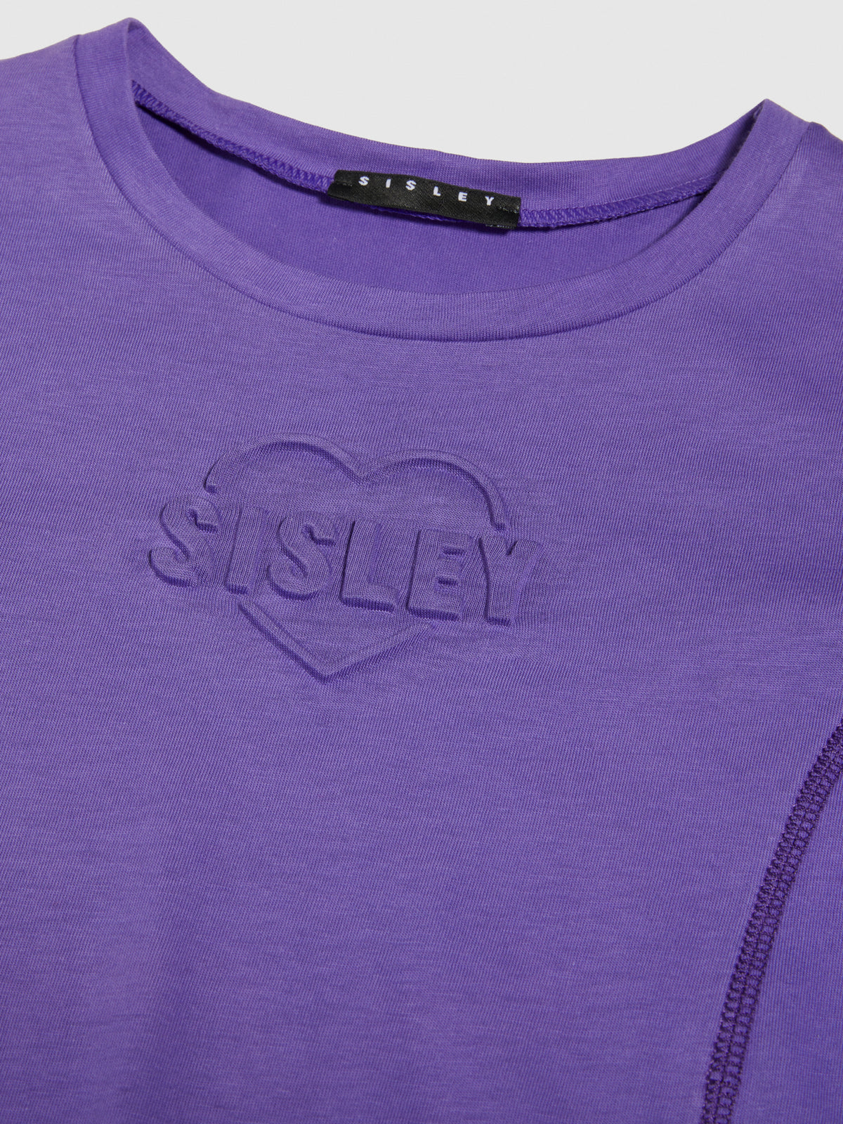 T-shirt con stampa a rilievo