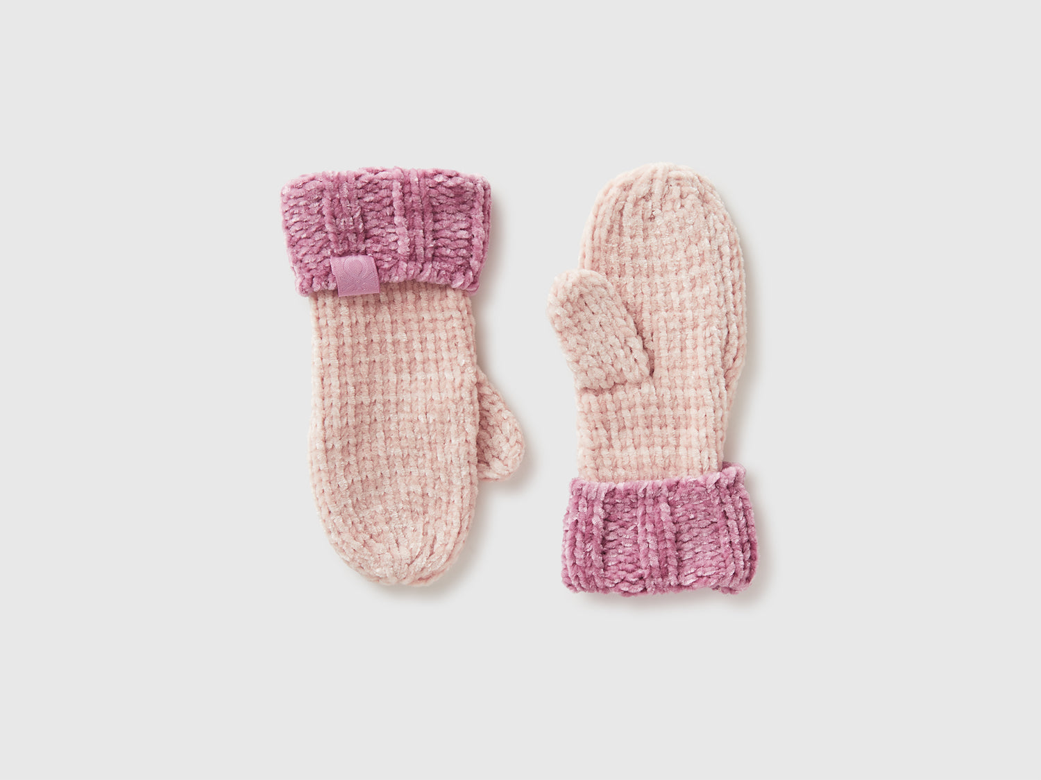 Muffole color block in ciniglia da bimbo rosa tenue | Benetton Outlet
