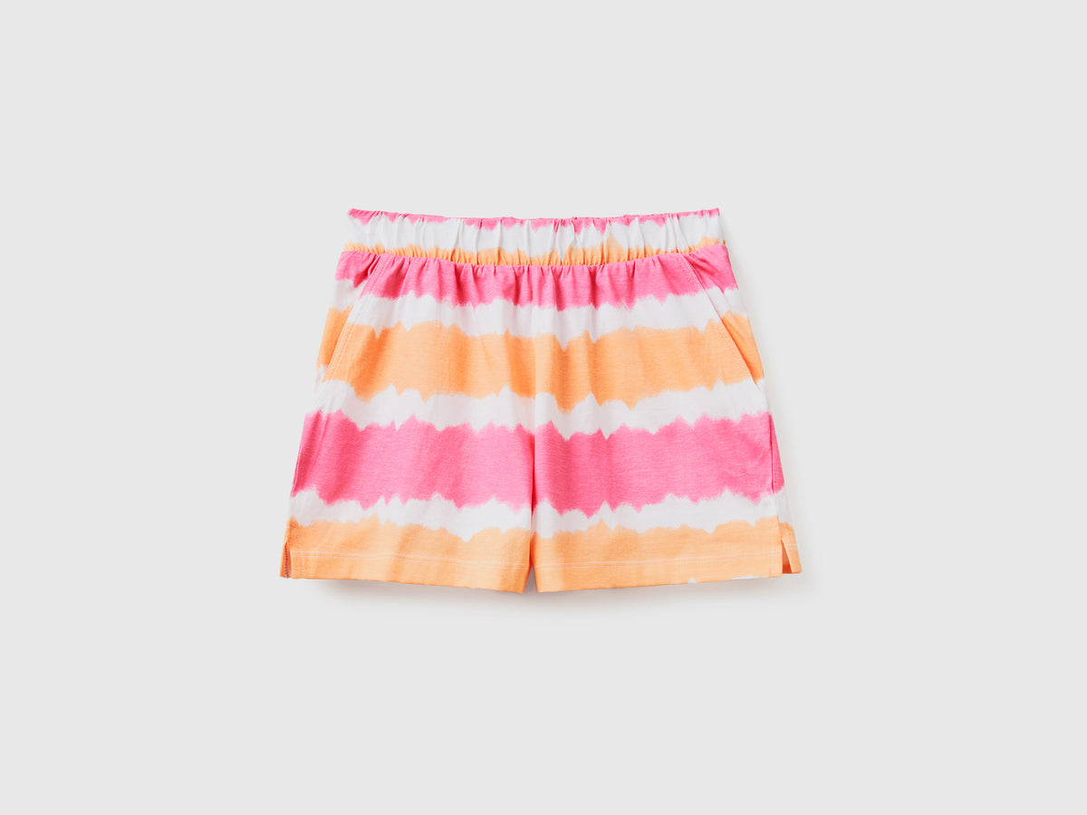 Pantaloni corti in puro cotone con stampa effetto tye-dye