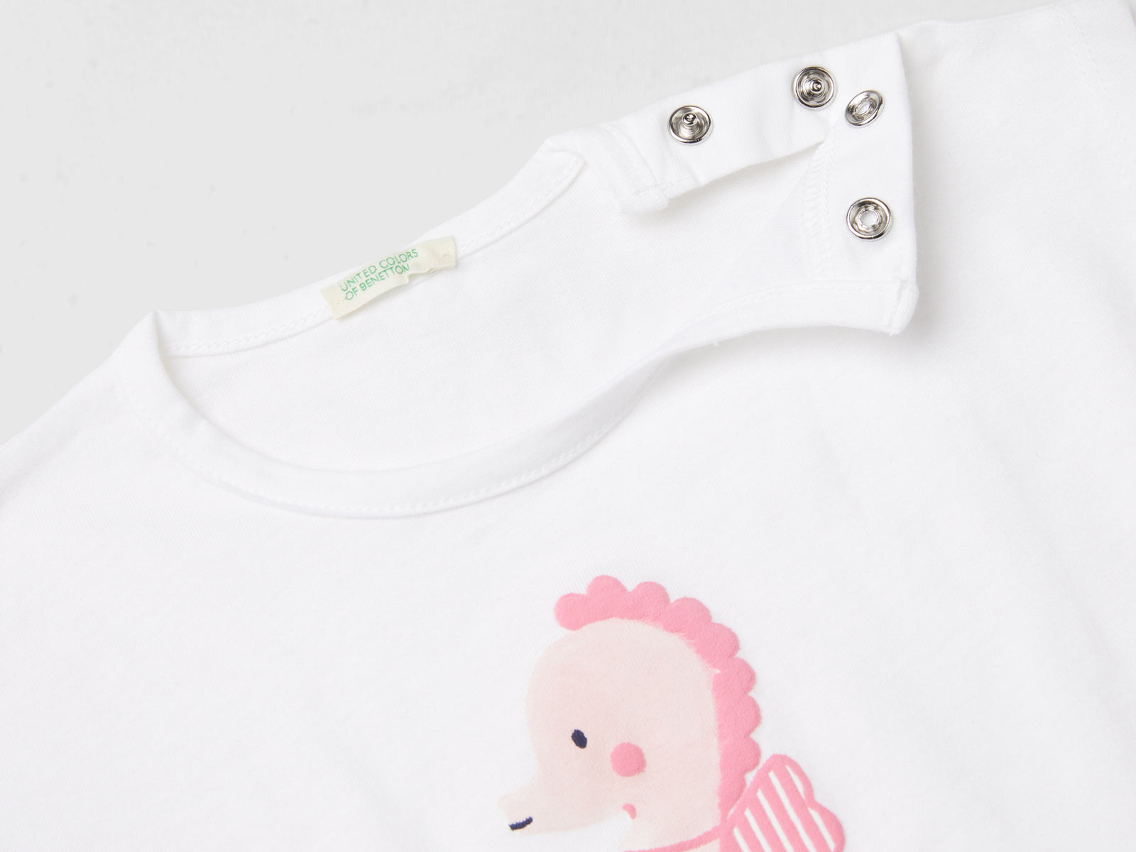 Completo t-shirt e bermuda da neonato bianco 2 | Benetton Outlet
