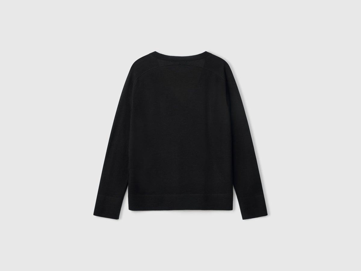 V-neck sweater in pure Merino wool