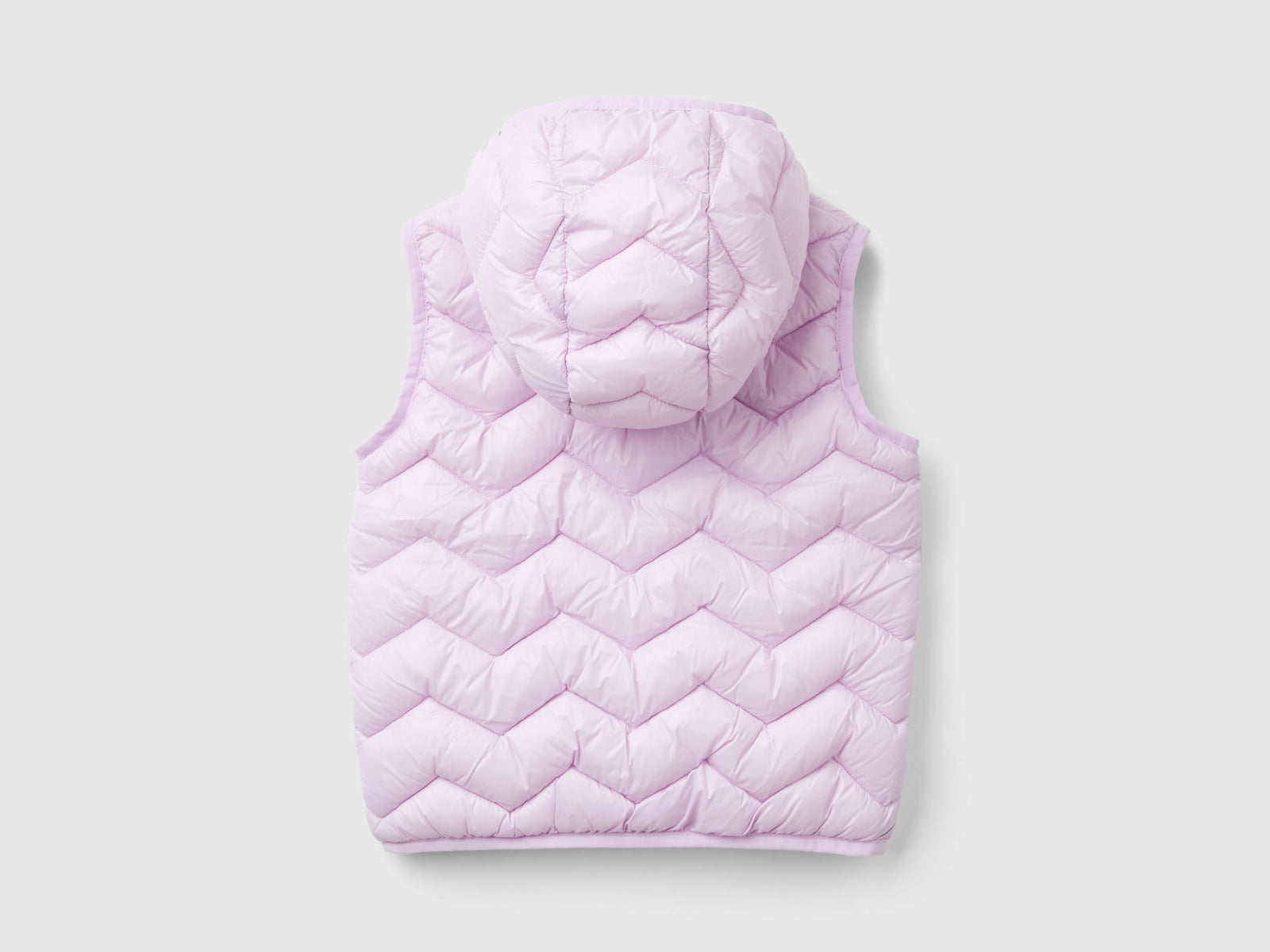 Gilet imbottito in ovatta 3D con cappuccio da bimba lilla 2 | Benetton Outlet