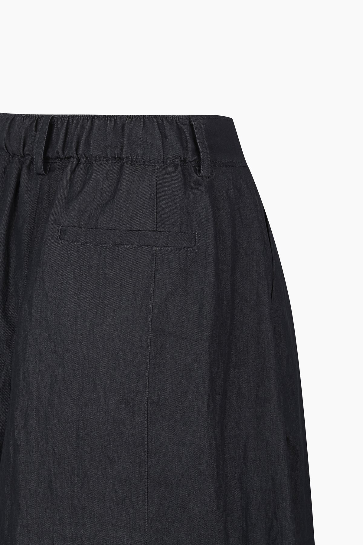 Gonna pantalone con pieghe