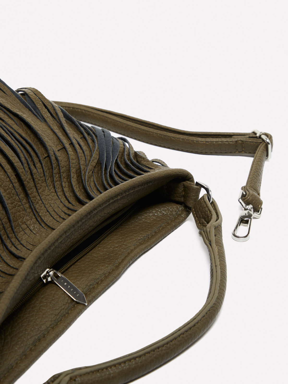Borsa a spalla con frange