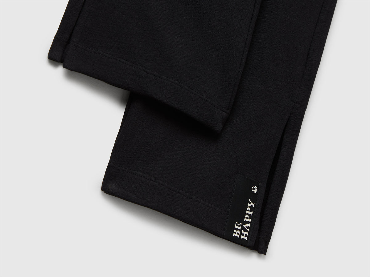 Pantaloni ampi in felpa