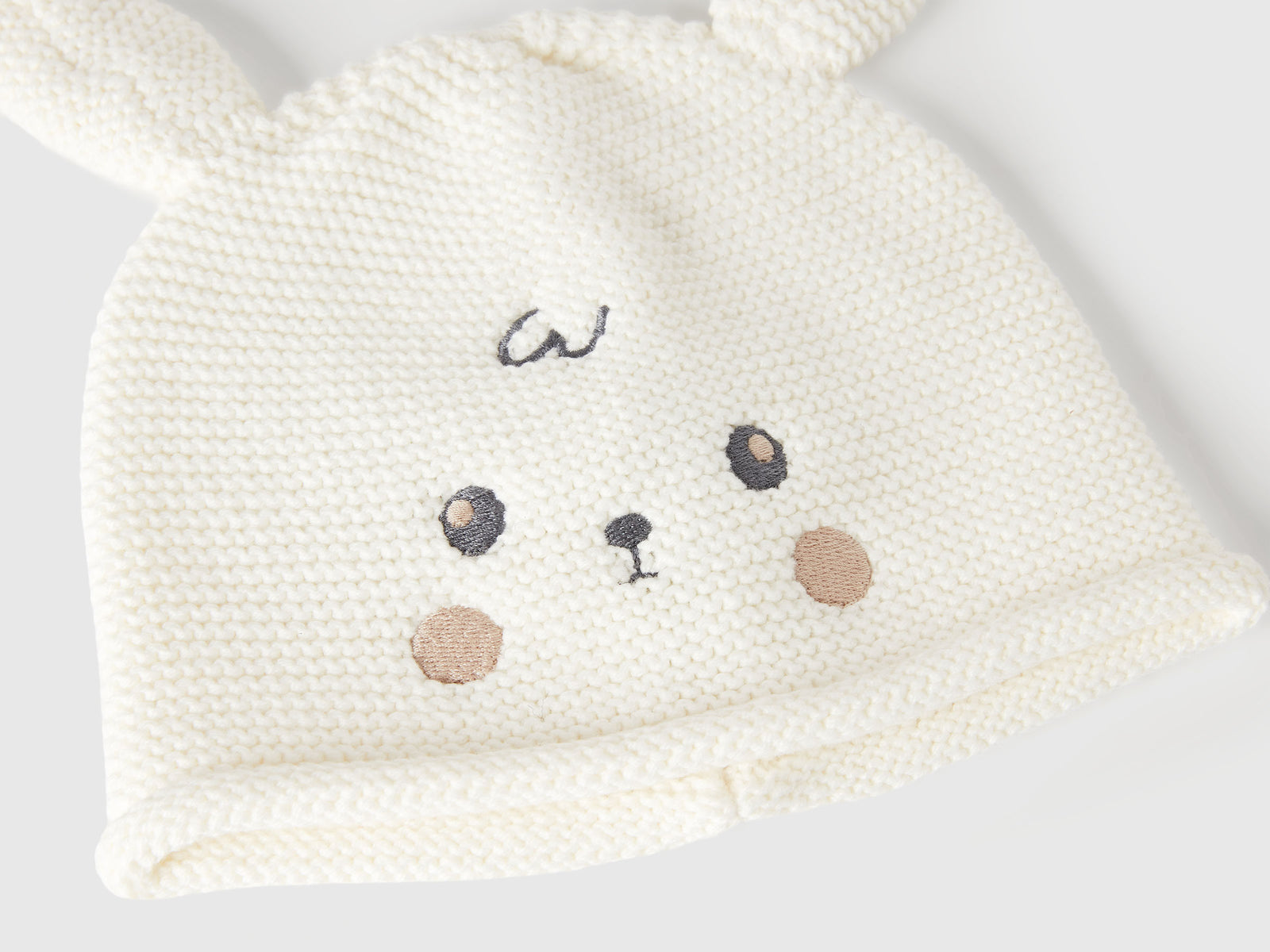 Cappellino crochet con applicazioni da neonato bianco panna 3 | Benetton Outlet
