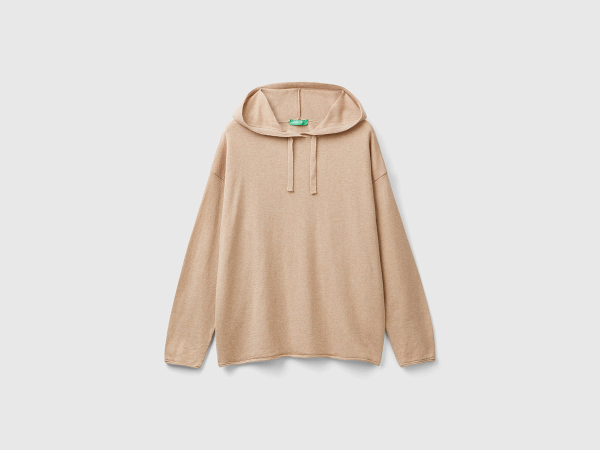Cashmere blend sweater with hood