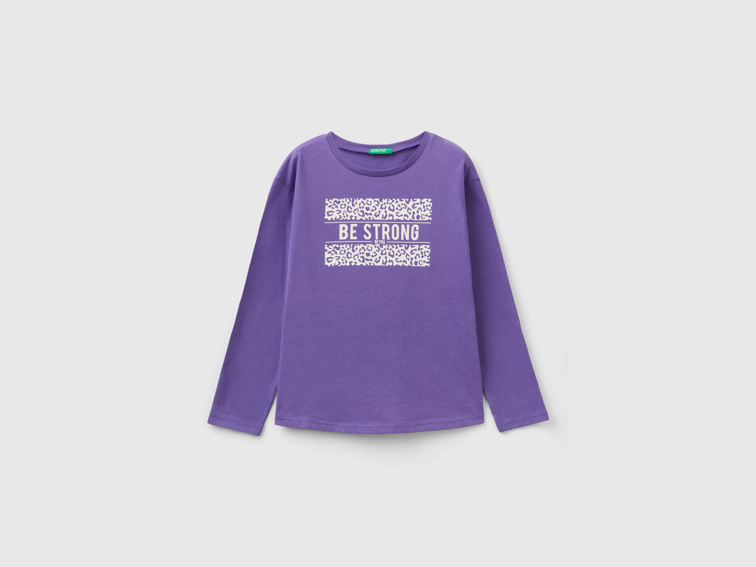 T-shirt in caldo cotone con stampa da bambina viola | Benetton Outlet