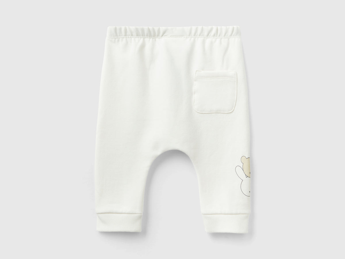 Pantaloni in calda felpa con taschino