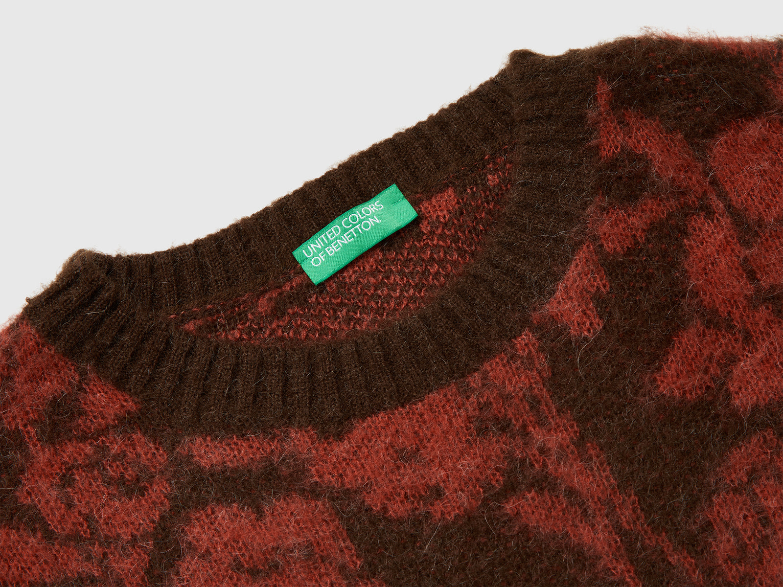 Maglia con fantasia floreale da donna marrone scuro 3 | Benetton Outlet