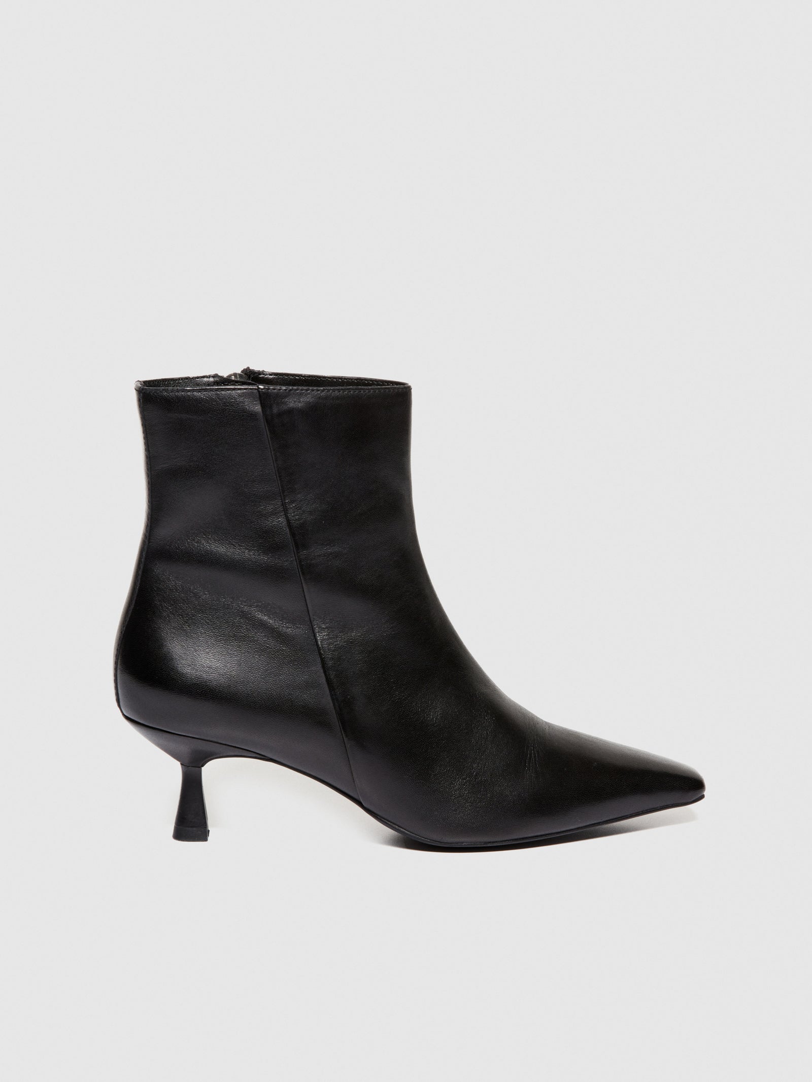 Tronchetti in pelle da donna nero 4 | Sisley Outlet