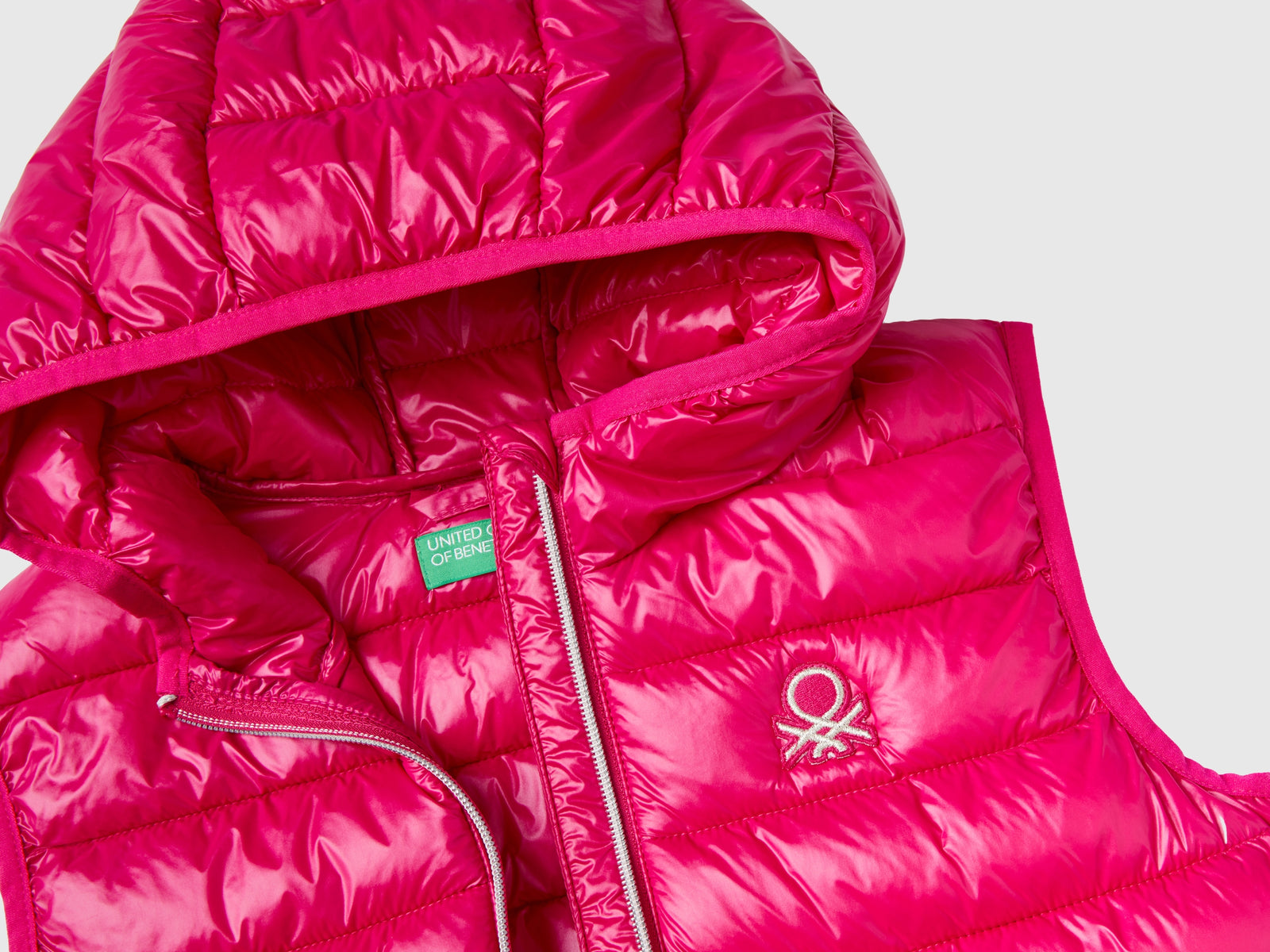 Gilet imbottito con cappuccio da bambina ciclamino 3 | Benetton Outlet