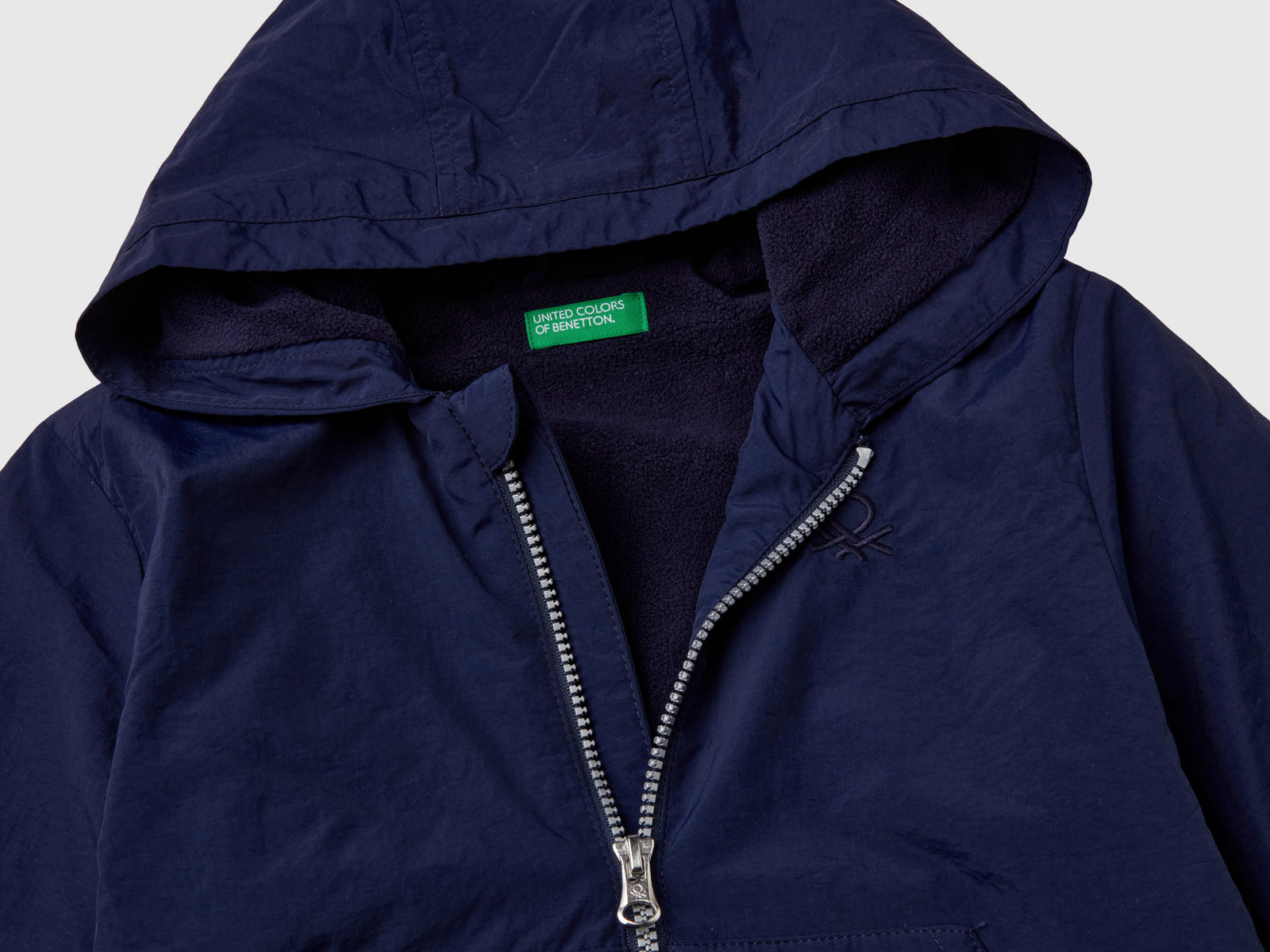 Giubbino con cappuccio oversize da bimbo blu scuro 3 | Benetton Outlet