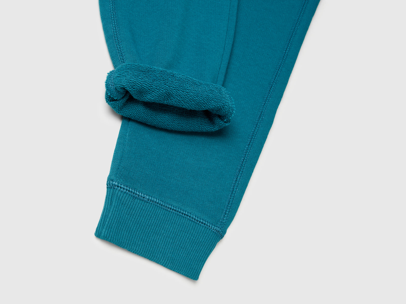 Pantaloni in felpa con logo da bambino verde ottanio 3 | Benetton Outlet