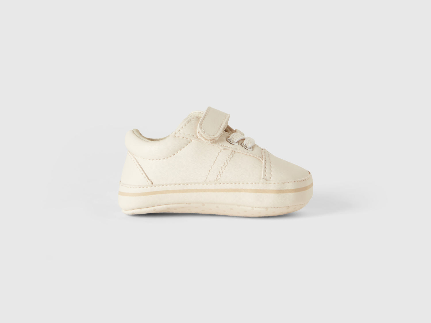 Scarpe primi passi con lacci da neonato bianco panna | Benetton Outlet