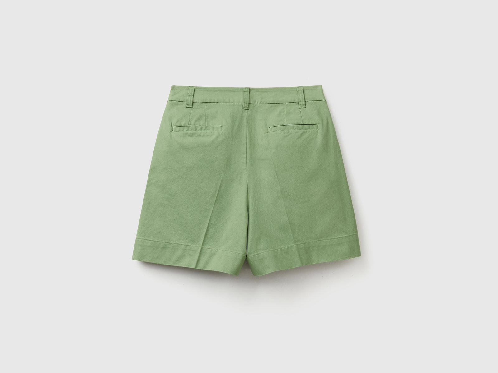 Shorts in cotone elasticizzato da donna verde 2 | Benetton Outlet