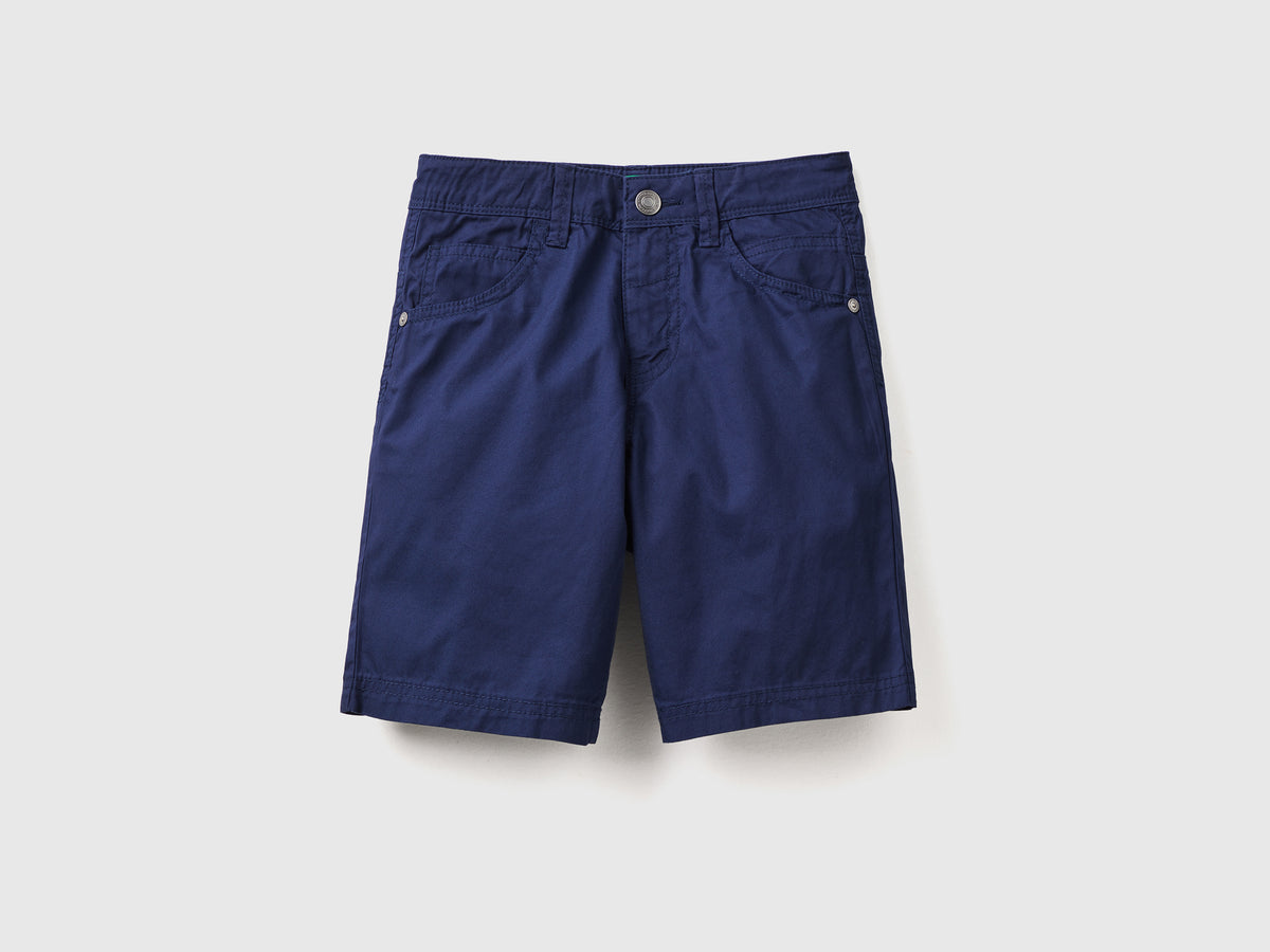 Pantaloni corti cinque tasche in tessuto leggero di puro cotone