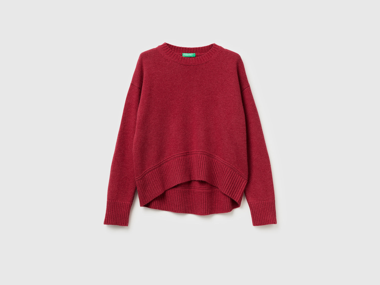Maglia boxy fit in misto lana da donna fragola | Benetton Outlet